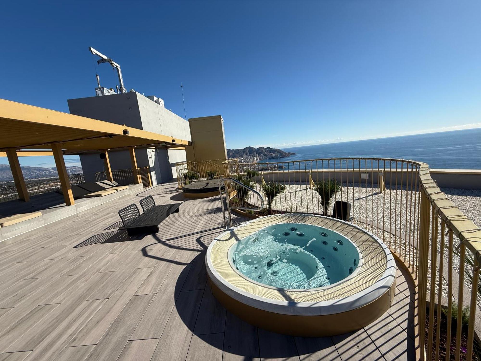 Intempo Sky Luxury Apartment 26 Floor Seaview Benidorm Dış mekan fotoğraf